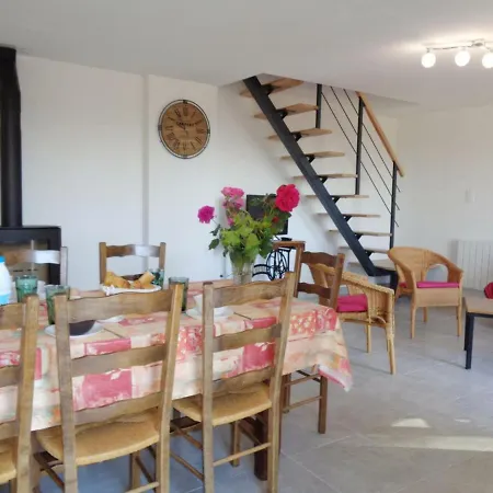 Cosy Avec Cheminee, Animaux Acceptes Et Grande Terrasse - Fr-1-496-221